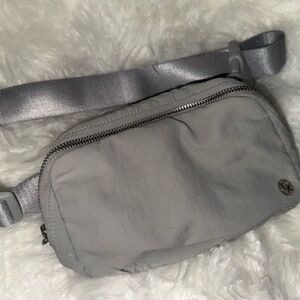Lululemon light grey Crossbody/ Fanny Pack Bag!